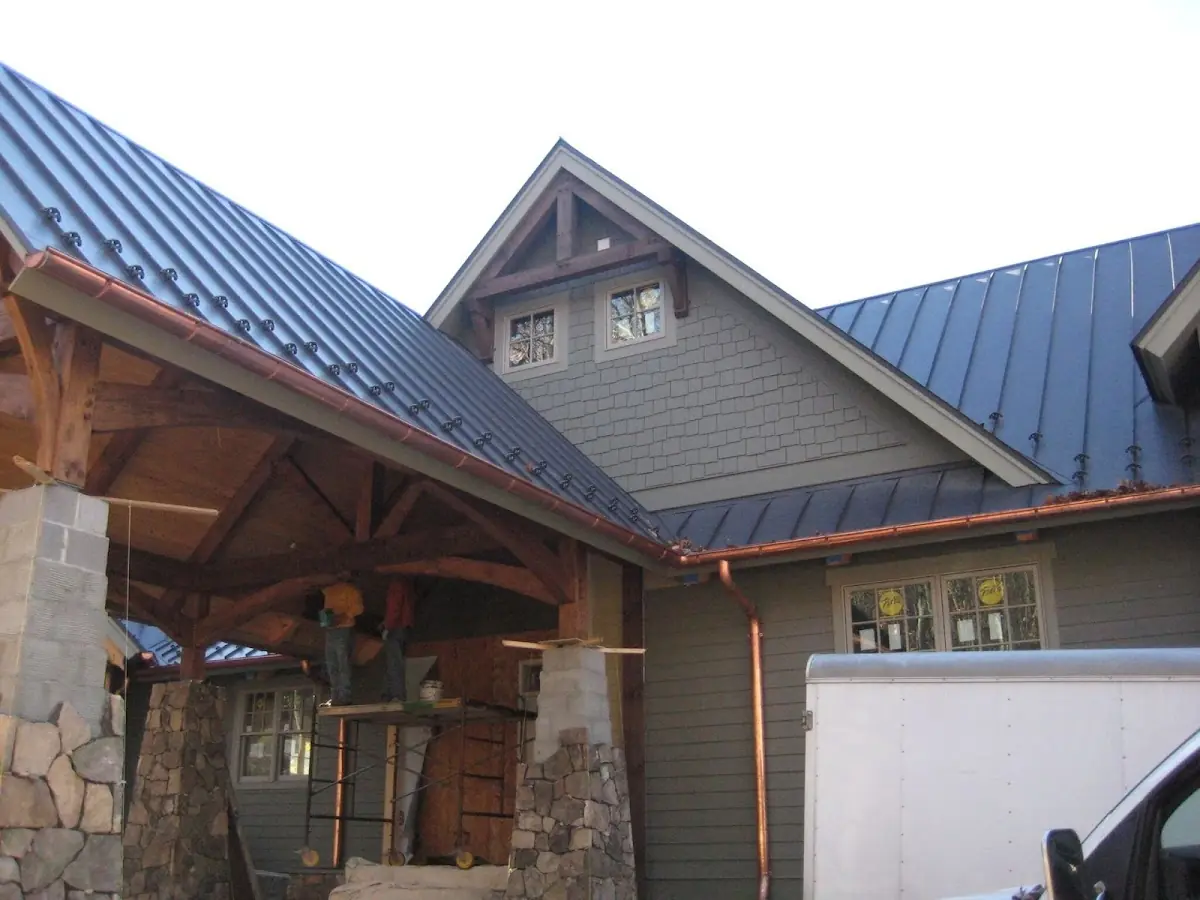 Craftsman Roofing team delivering quality roofing work in Elberon